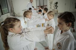 Konzentration mit Karate - Karateschule Kumadera