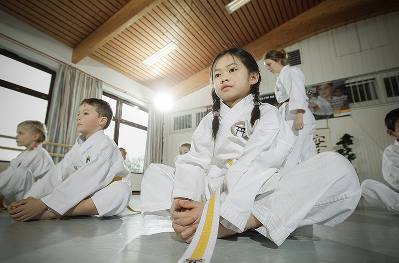 Aufwärmtraining - Gymnastik - Ninja Training 5-8 Jahre - Karateschule Kumadera