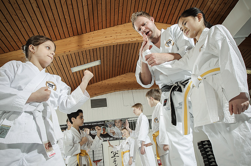 Samurai Team - 9-14 Jahre - Timing und Präzision - Karateschule Kumadera